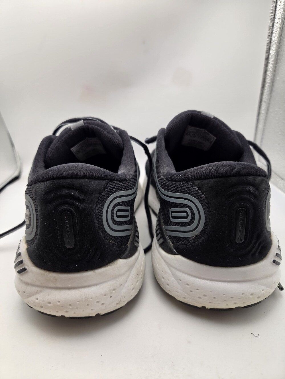 Brooks Ariel GTS 23 Women’s 9.5 Wide Stability Running Shoes - Picture 8 of 10